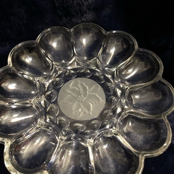 ****Donated****𝅺GLASS serving dish 10” - Picture 2 of 5